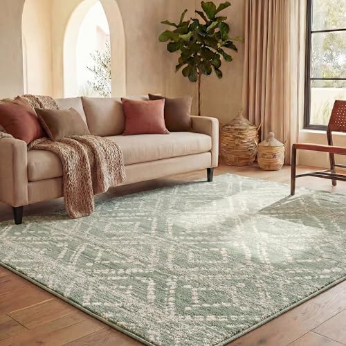 SAFAVIEH Adirondack Collection Area Rug - 6' x 9', Green & Ivory,...