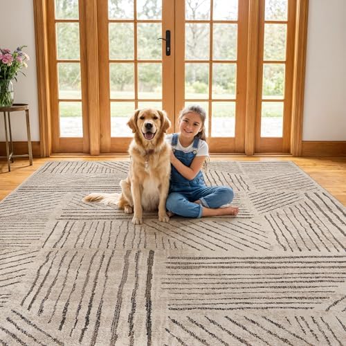 Rugshop Modern High-Low Patchwork Geometric Area Rug Cream 7'10" x 1...