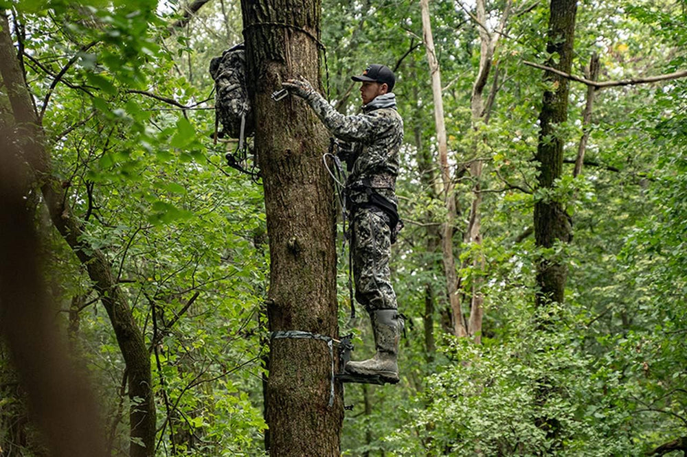 Hawk Full Platform Stand w/Silent Strap Attachment for Deer Hunting, Black