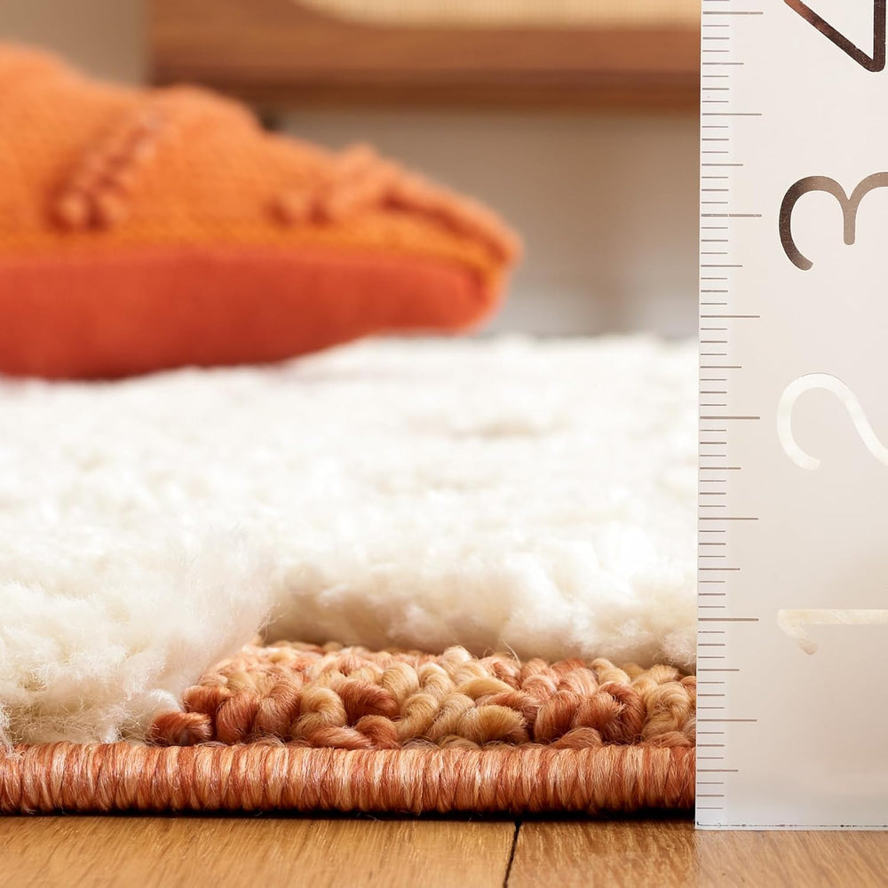 SAFAVIEH Area Rug 8x10 - Moroccan Tassel Shag Collection - Large - Ivory &...