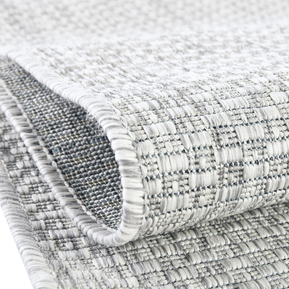 Rugs.com - Outdoor Solid Rug – 3' 1 x 5' 3 Light Gray Indoor/Outdoor ...