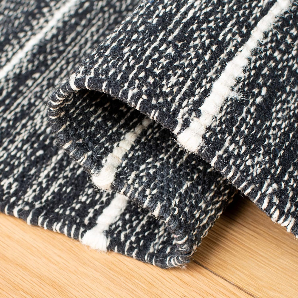 SAFAVIEH Striped Kilim Collection Area Rug - 10' x 14', Black & I...