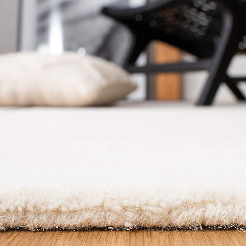 SAFAVIEH Fifth Avenue Collection 10' x 14' Ivory/Black FTV110A Handma...
