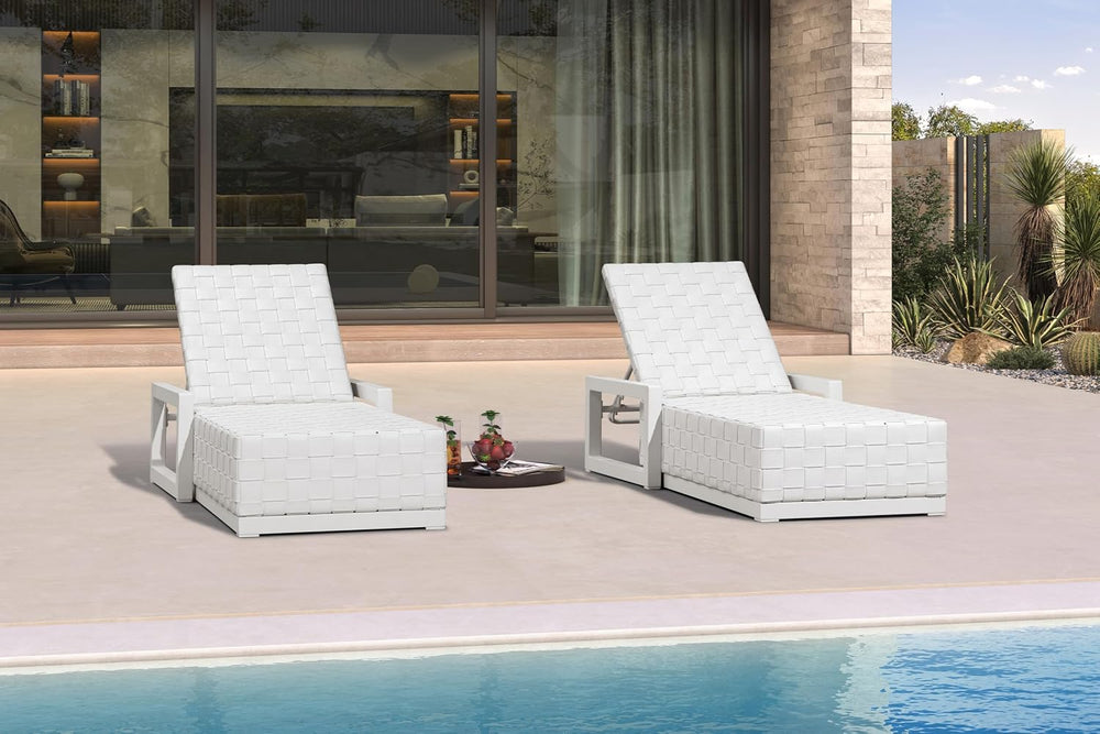 PURPLE LEAF Pool Lounge Chair Set of 2 PU Leather Patio Chaise Lounge White