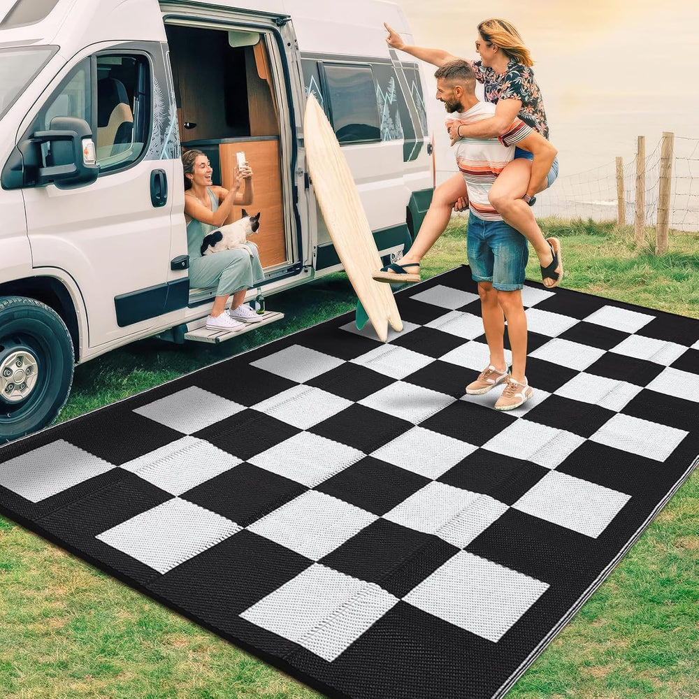GarveeHome Outdoor Rug 5 x 8 Waterproof Modern Checkboard Plastic Straw Rug