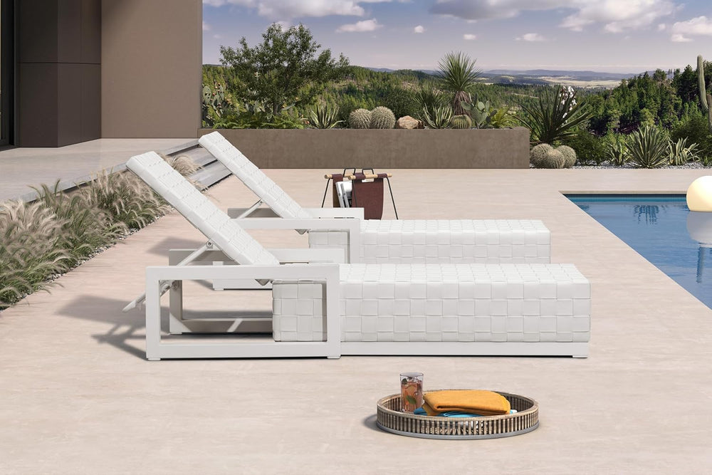 PURPLE LEAF Pool Lounge Chair Set of 2 PU Leather Patio Chaise Lounge White