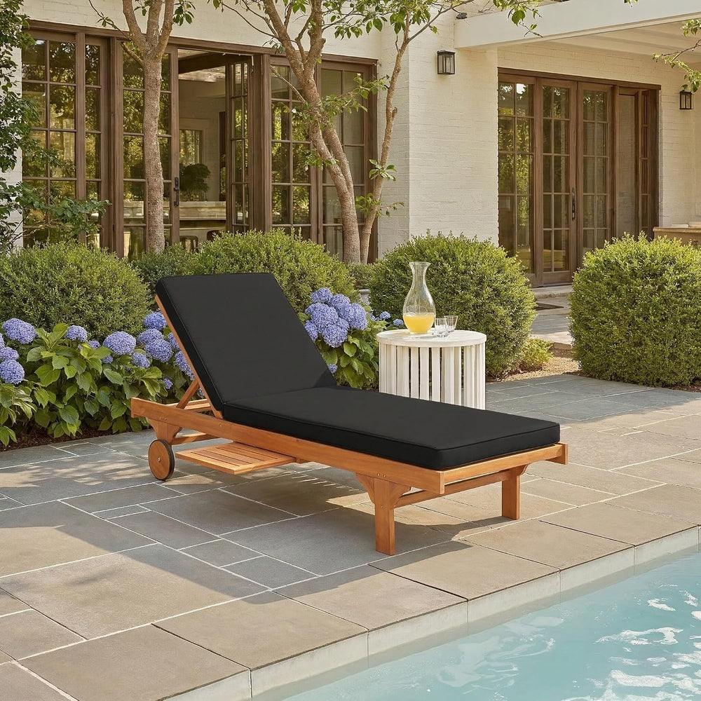 SAFAVIEH Outdoor Newport Chaise Lounge Chair, Natural & Black PAT7022X