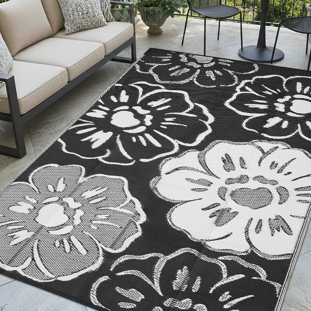 8'x10' Black and White Floral Outdoor Rug, Waterproof Double-Sided