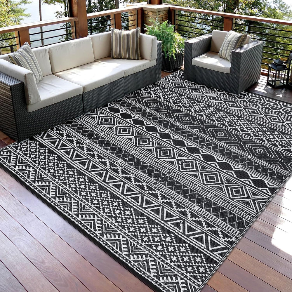 Garvee Outdoor Rug 9x18 Reversible Waterproof Rug for Patio Black/White