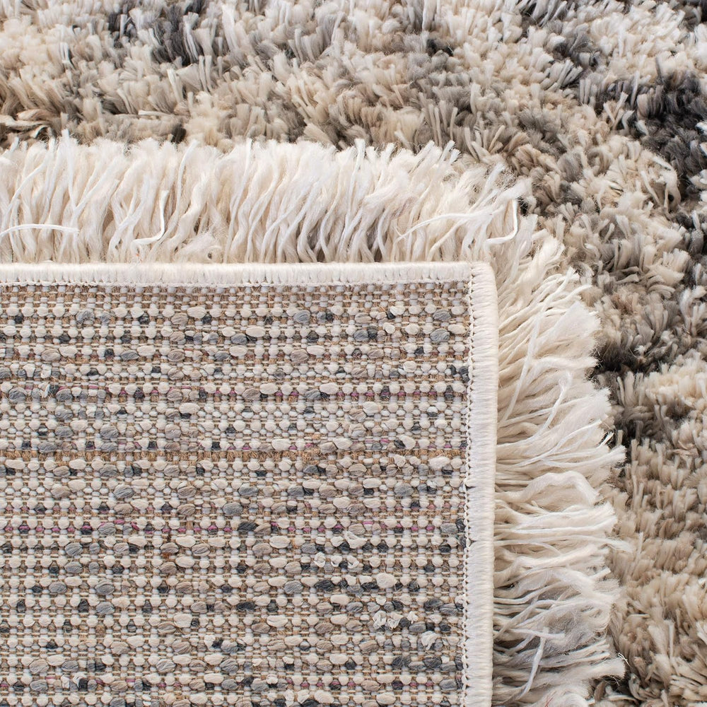 SAFAVIEH Iceland Shag Collection Area Rug - 9' x 12', Cream & Gre...