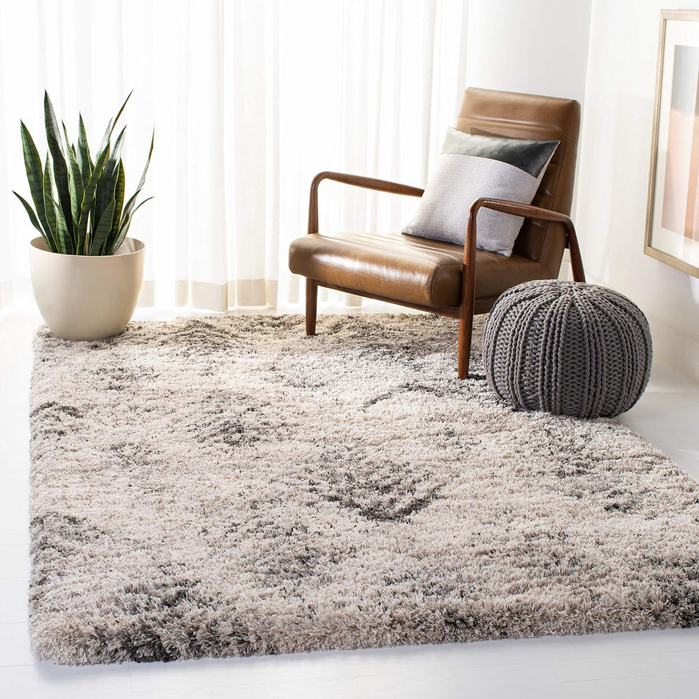 SAFAVIEH Iceland Shag Collection Accent Rug - 4' x 6', Cream & Gr...