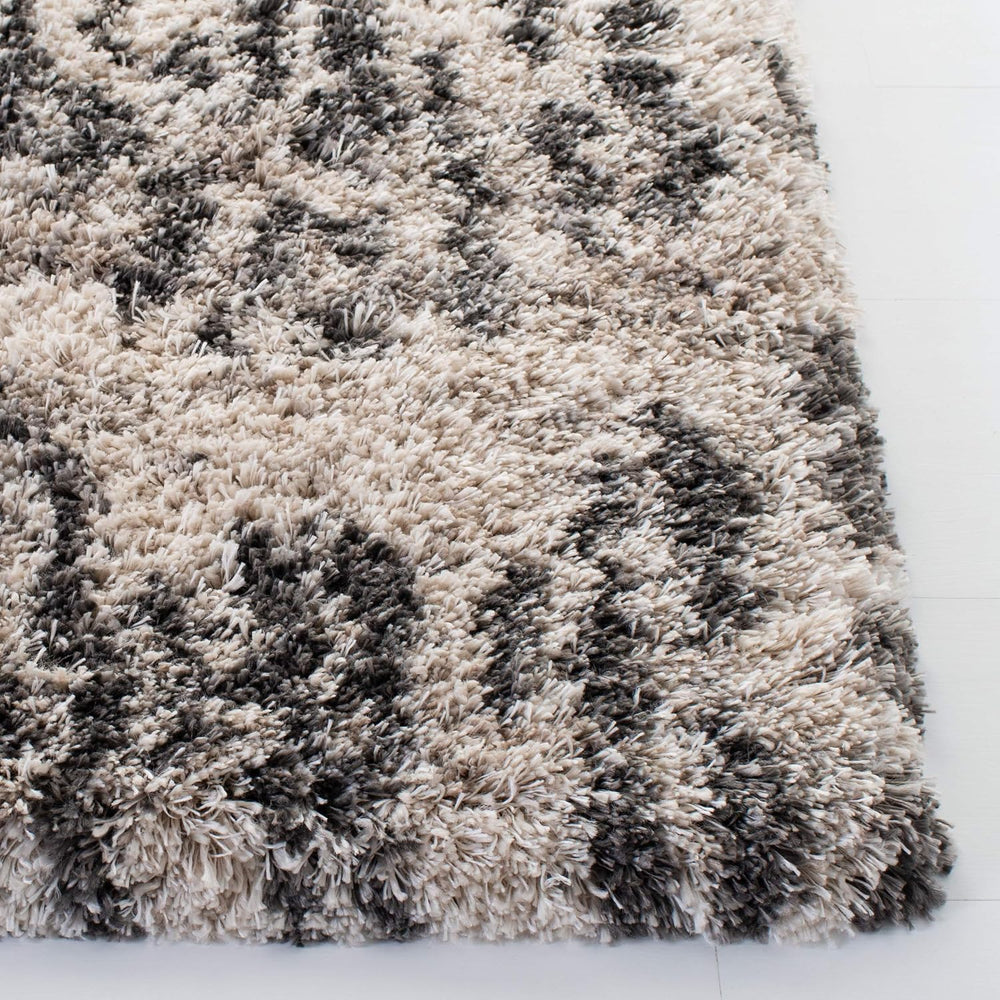 SAFAVIEH Iceland Shag Collection Area Rug - 9' x 12', Cream & Gre...