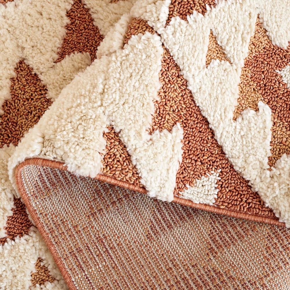 SAFAVIEH Area Rug 8x10 - Moroccan Tassel Shag Collection - Large - Ivory &...