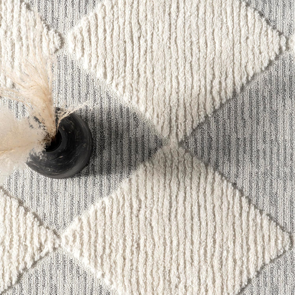 nuLOOM Marissa Off White Diamond Power Loomed Area Rug, 12' x 15'