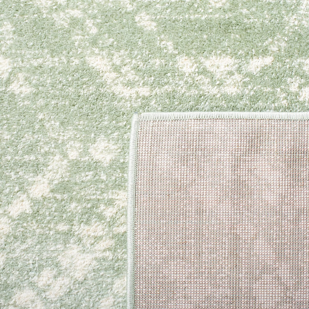 SAFAVIEH Adirondack Collection Area Rug - 6' x 9', Green & Ivory,...