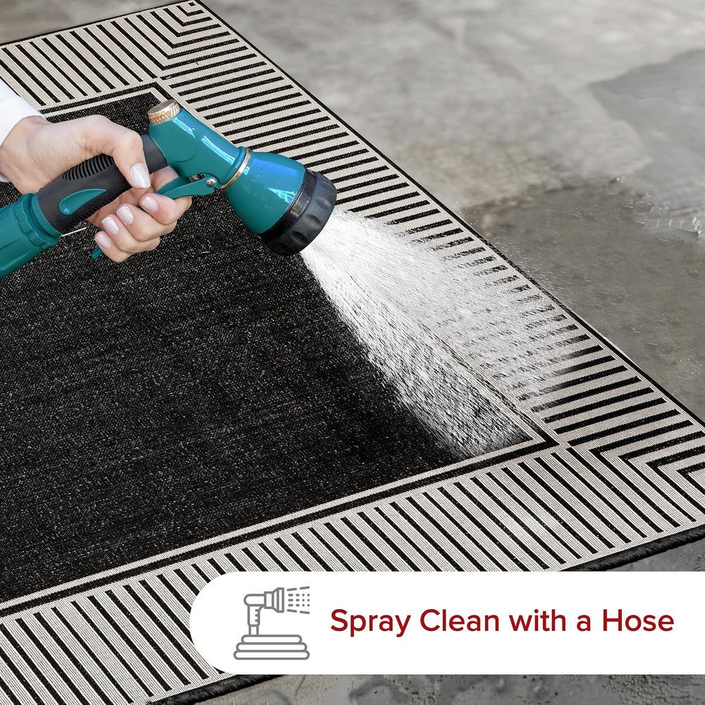 Nuloom Asha Black/Ivory, 5' x 8', Casual, Striped Border, Soft and Co...