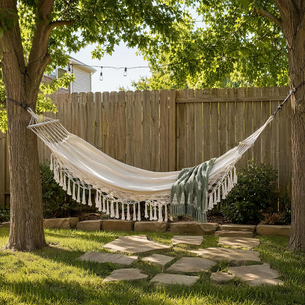 Bohemian Hammock Chair Swing with Crescent Wooden Bar (White)