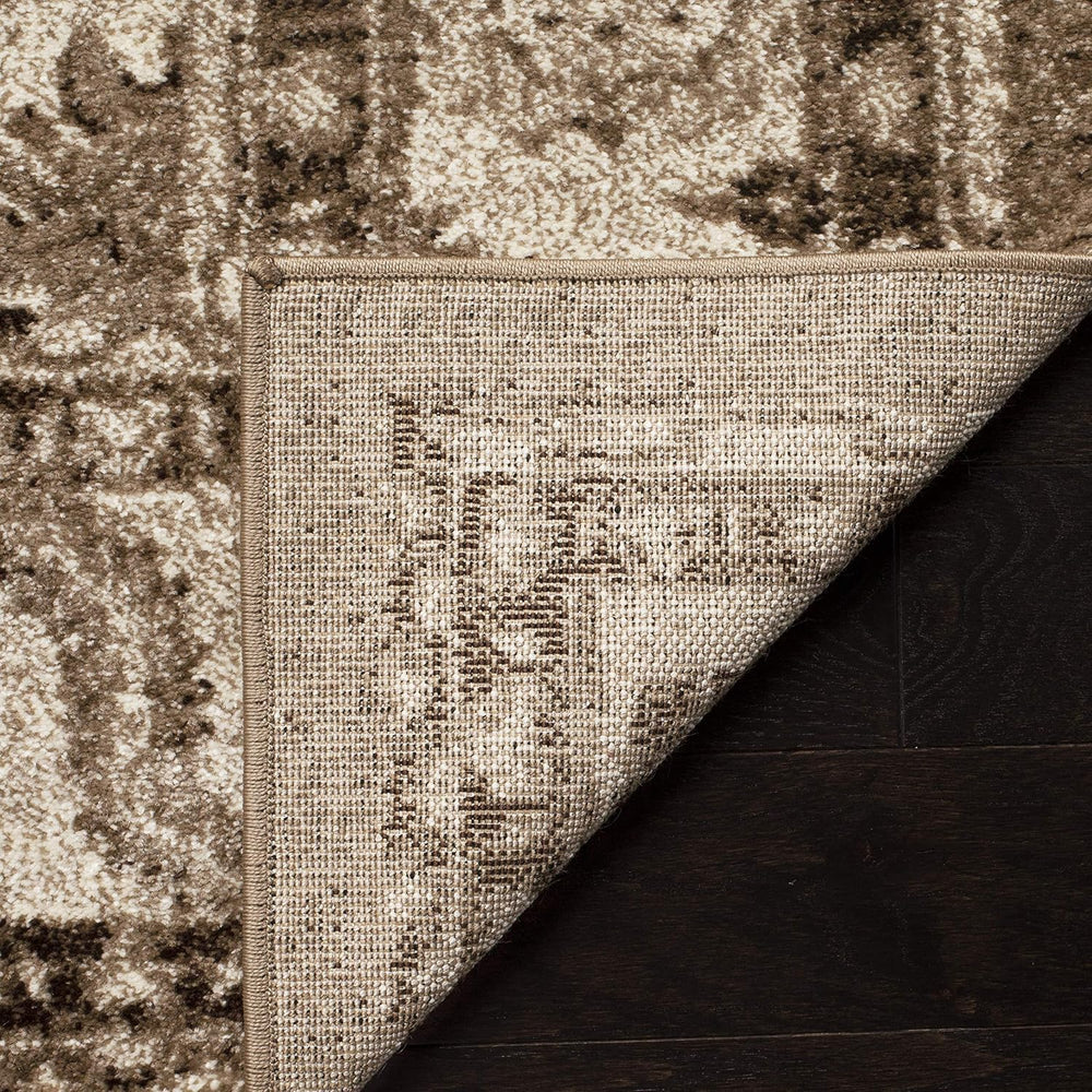 SAFAVIEH Area Rug 8x10 - Vintage Hamadan Collection - Large - Taupe, Traditio...