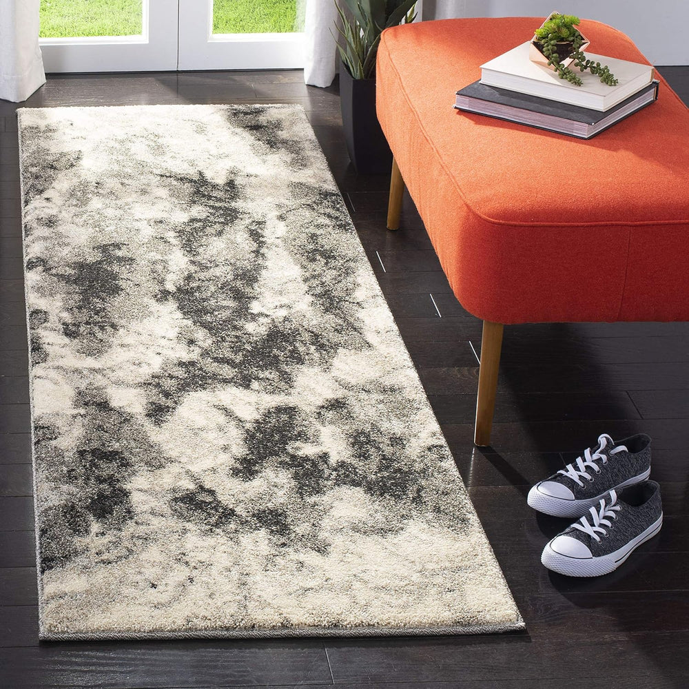 SAFAVIEH Retro Collection Runner Rug - 2'3" x 11', Cream & G...