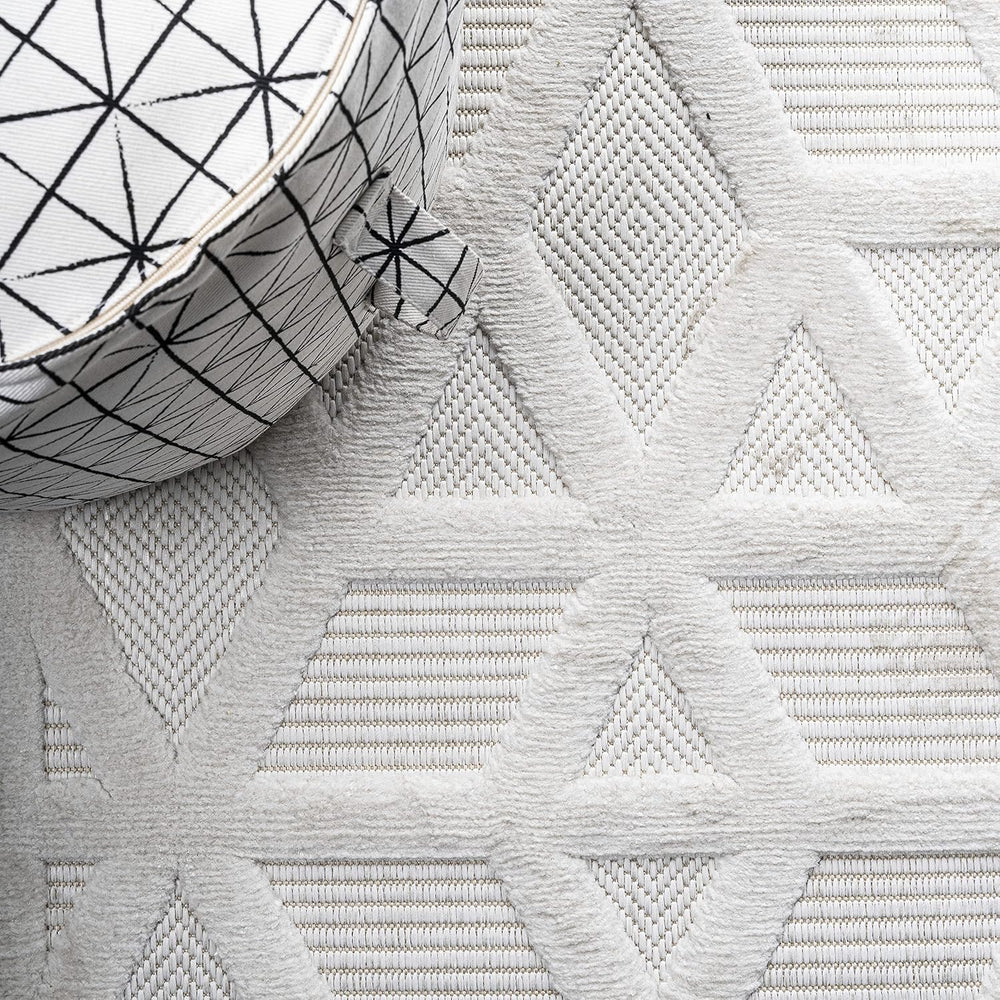 JONATHAN Y Neutral Geometric Indoor Outdoor Area Rug 4X6 Ivory, Talaia for Ba...