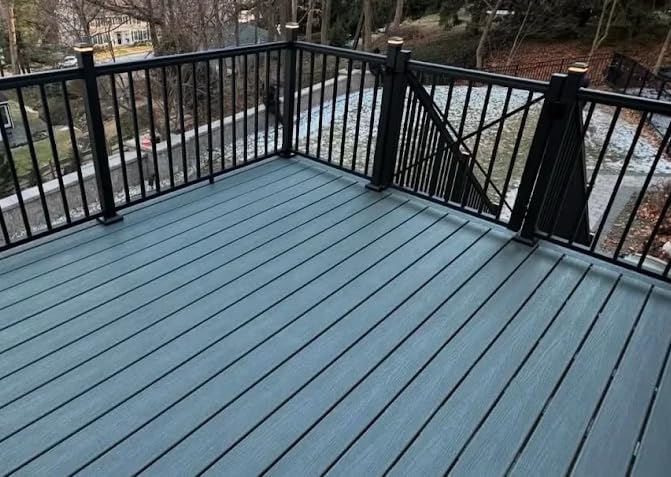 Tru-Scapes® 2.5” Aluminum LED Low Voltage Deck & Fence Post Cap Light (Bl...