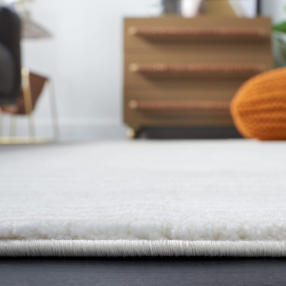 SAFAVIEH Vision Square Rug 12', Ivory VSN606J
