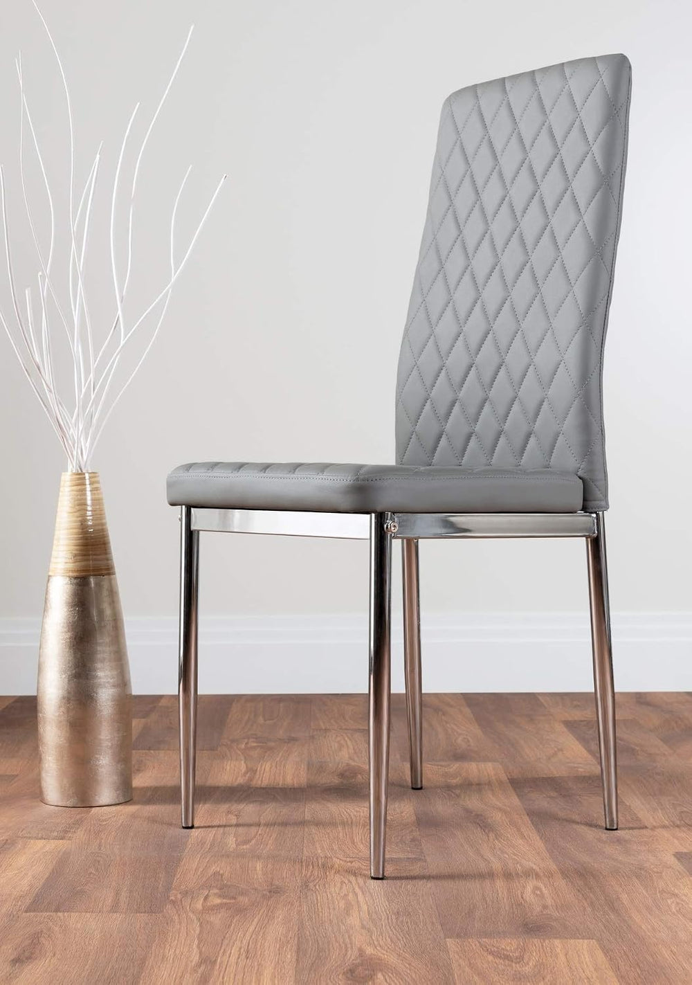 Furniturebox UK Leonardo Glass and Chrome Metal Dining Table and 6 Elephant G...