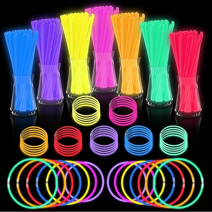 Halloween Glow Sticks Bulk Party Pack- Ultra Bright 800pk Glow in the Dark Pa...