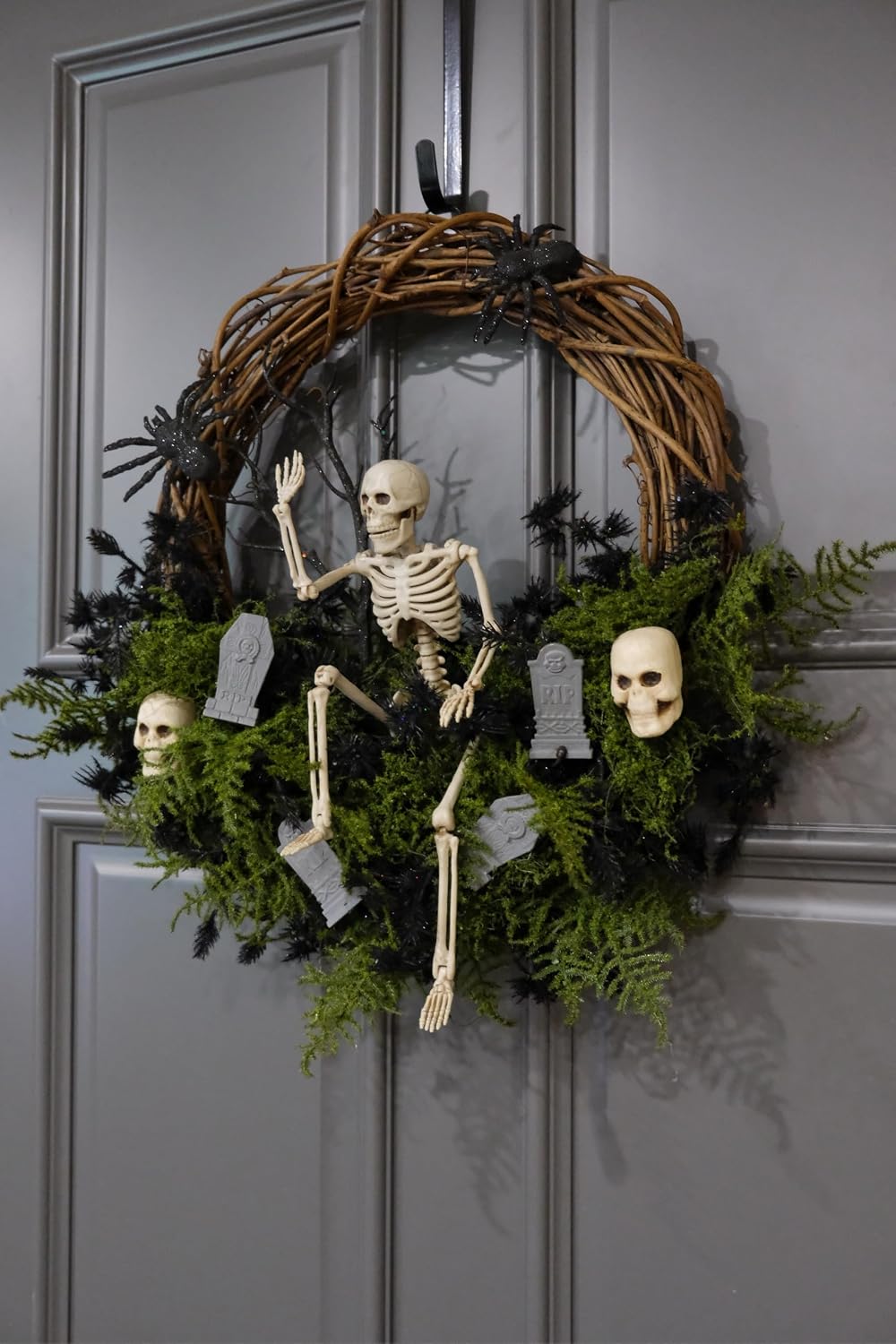 20" Halloween Wreath for Front Door - Halloween Skeleton Skull Wreath Decoration for Home Door Wall Porch Indoor/Outdoor - Unique Design, Handcrafted, 20 Inch Diameter