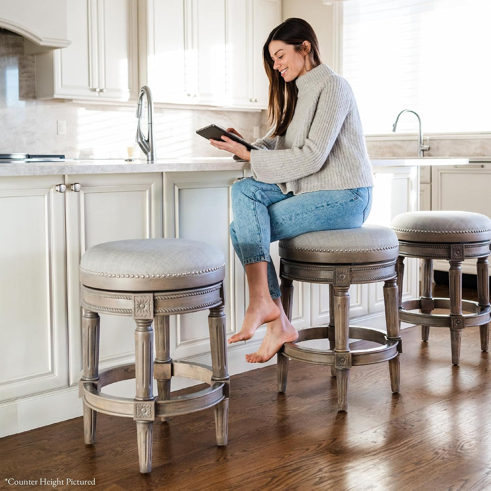 Maven Lane Pullman Backless Bar Stool, Weathered Oak Finish, 30"
