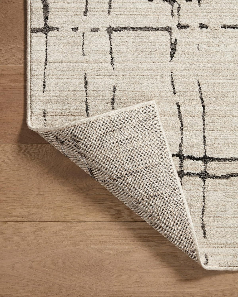 Loloi Darby Sand/Dk. Grey 7'-10" x 10' Area Rug