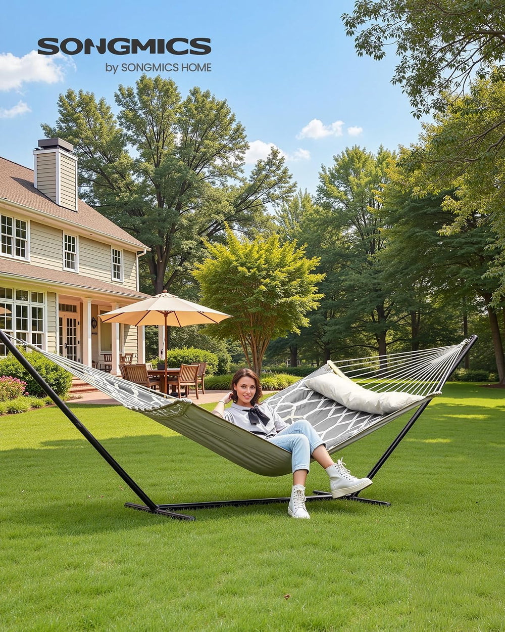 SONGMICS Quilted Double Hammock with Padded Pillow, 78.7 x 55.1 Inches