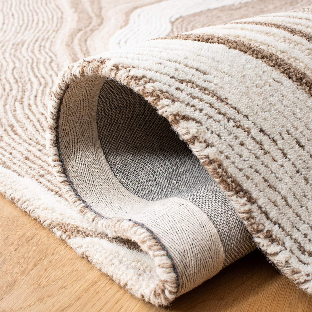 SAFAVIEH Fifth Avenue Collection Accent Rug - 3' x 5', Beige & Iv...