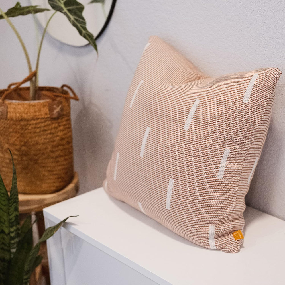 100% Cotton Knitted Soft Modern Geometric Dash Lines Throw Pillow Cover (Rust...