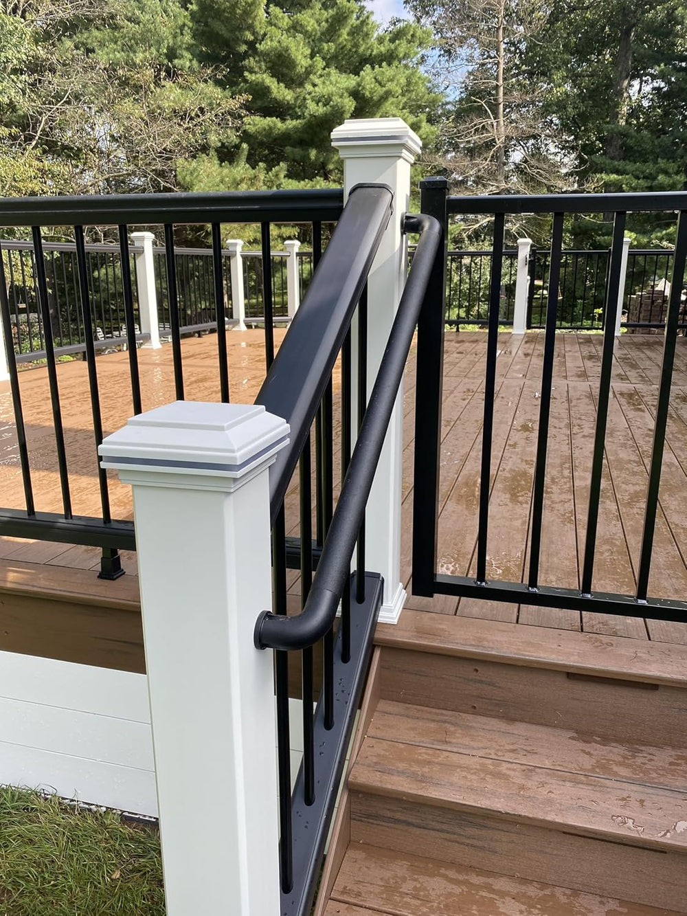 Tru-Scapes® 4.5” Composite LED Low Voltage Deck Post Cap Light (ONLY fits a T...