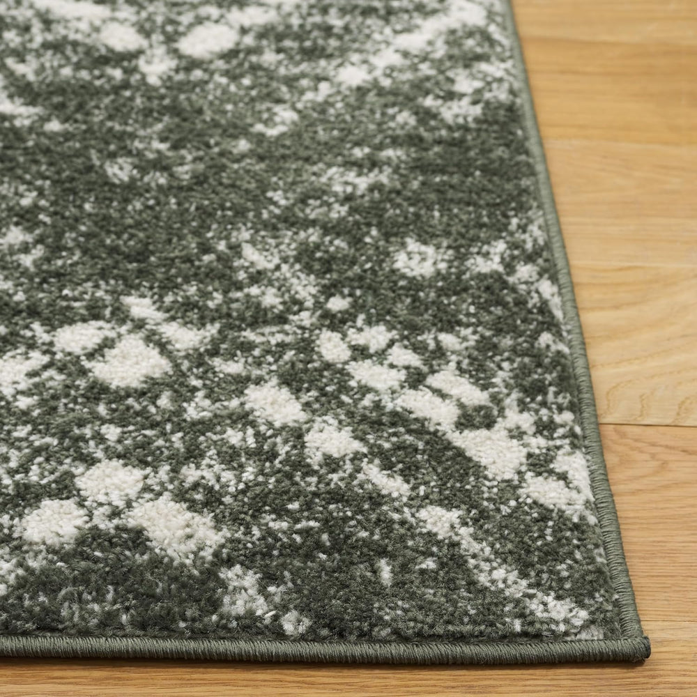 SAFAVIEH Adirondack Collection Runner Rug - 2'6" x 8', Green &am...