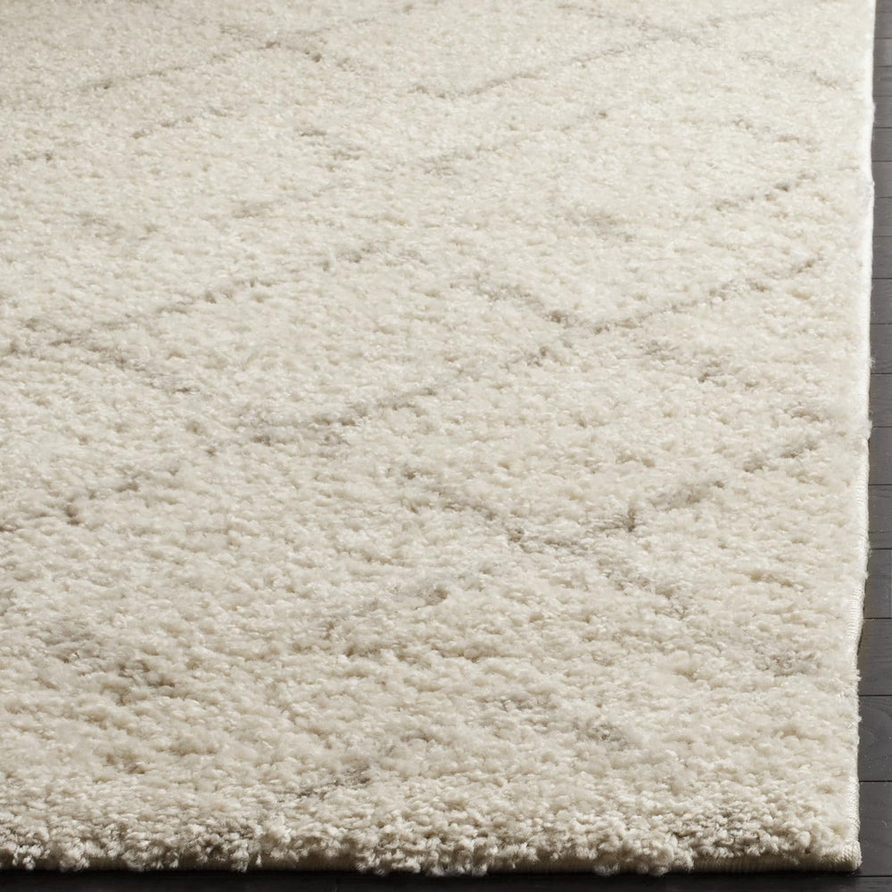 SAFAVIEH Area Rug 10x14 - Arizona Shag Collection - Large - Ivory & Beige...