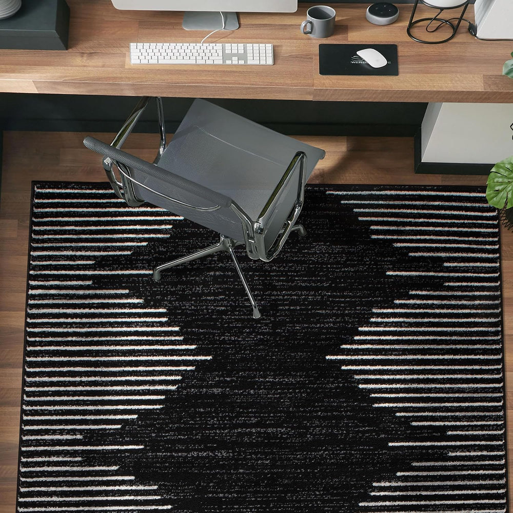 Rugshop Bohemian Stripe Stain Resistant Area Rug Black 3'3" x 5'
