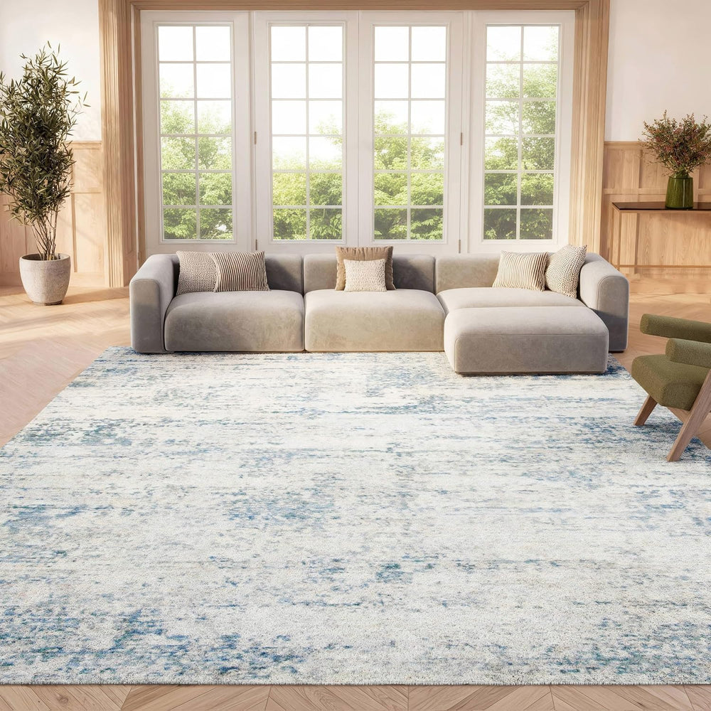 SAFAVIEH Amelia Collection Area Rug - 6' x 9', Ivory & Blue, Mode...