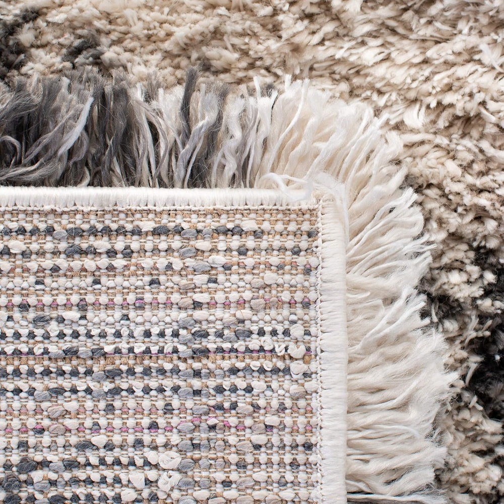 SAFAVIEH Iceland Shag Collection Area Rug - 9' x 12', Cream & Gre...