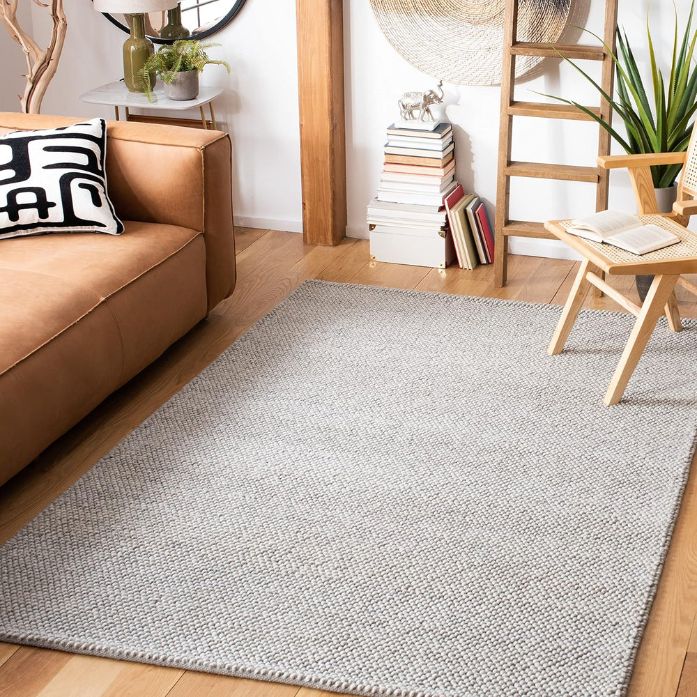 SAFAVIEH Natura Area Rug 6x8, Wool Knotted Silver NAT425G