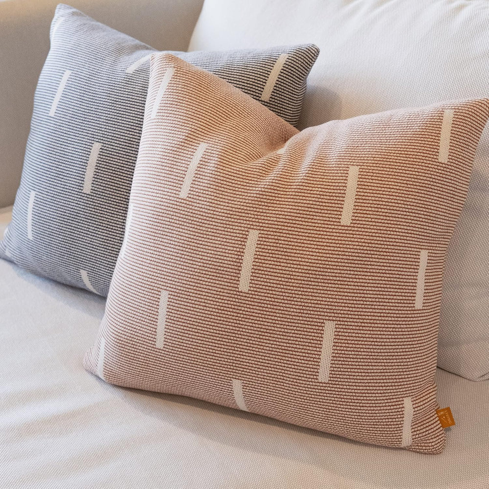 100% Cotton Knitted Soft Modern Geometric Dash Lines Throw Pillow Cover (Rust...