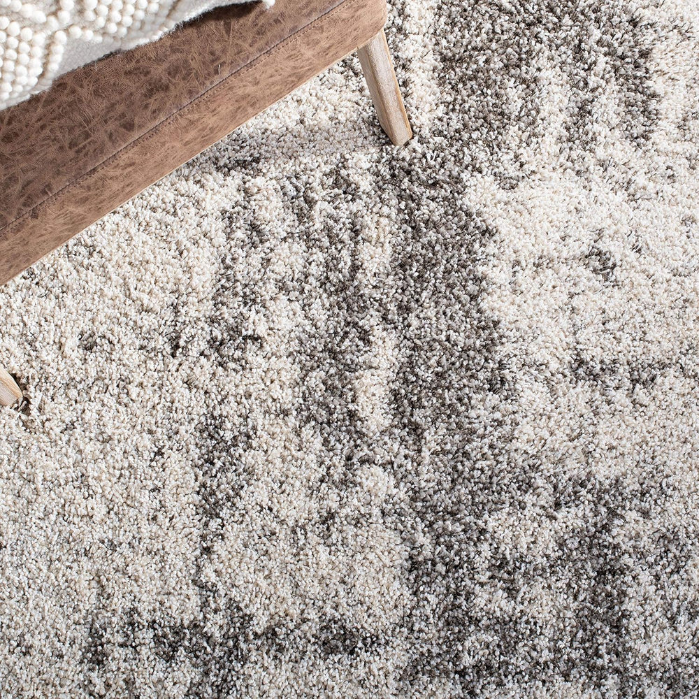 SAFAVIEH Hudson Shag Rug 8x10, Plush Modern Large Ivory & Grey SGH205A