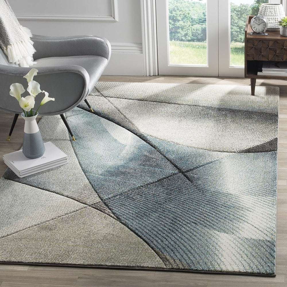 SAFAVIEH Hollywood Collection Area Rug - 6'7" x 9', Grey & T...