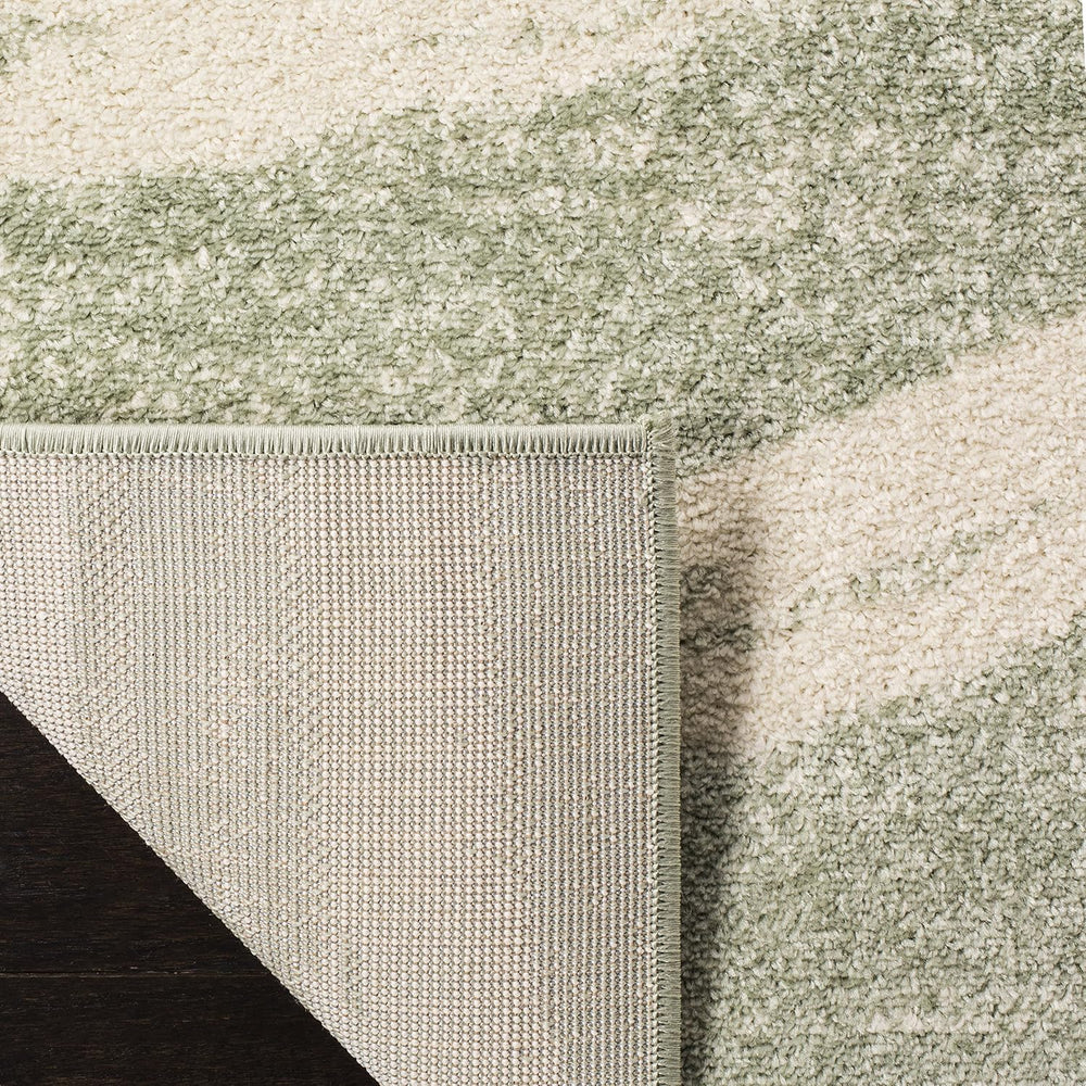 SAFAVIEH Area Rug 6x9 - Adirondack Collection - Sage & Cream, Modern Wave...